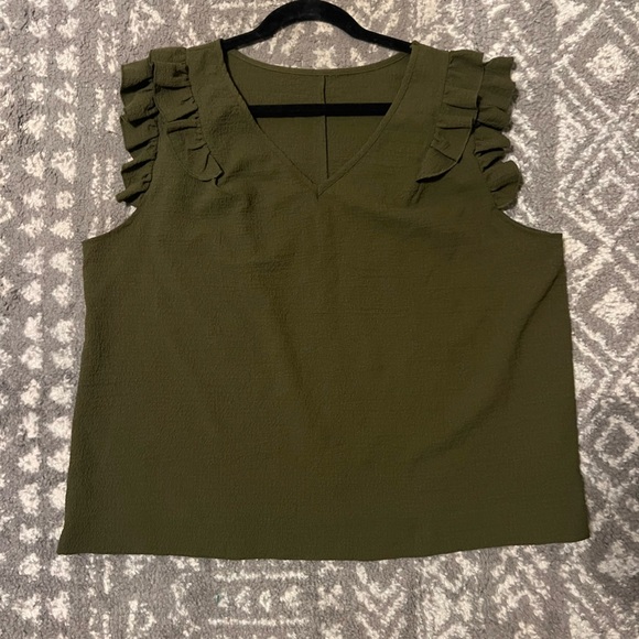 Olive Green Ruffle Sleeve Women's Top size 3XL (S128) - Picture 6 of 9